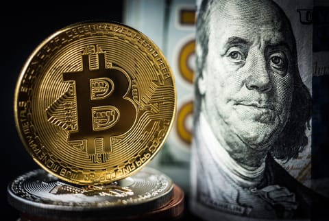 MicroStrategy cumpără Bitcoin de încă 15 milioane $