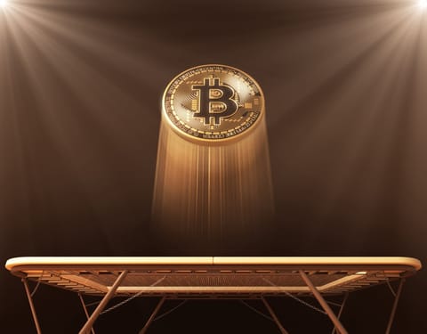 Bitcoin revine peste $50,000. Piața bursieră favorizează un momentum bullish