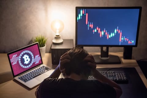 Prețul Bitcoin tranzacționează $34,000. RSI a ajuns la cel mai scăzut nivel din ultimii 2 ani