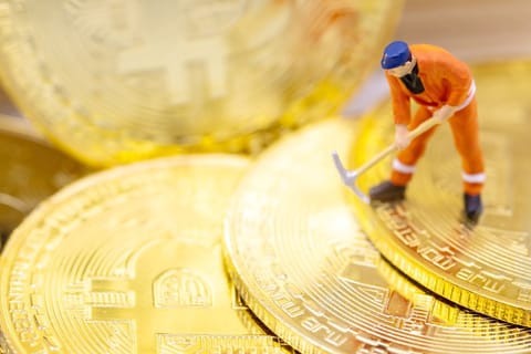 Bitcoin suferă prima scădere a dificultății din ultimele 5 luni, din cauza incertitudinii create de HODLeri