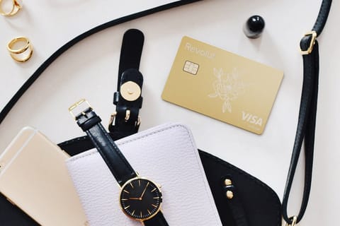 Ce așteptări au românii în privința costului de trai în 2023 - Revolut Money Report