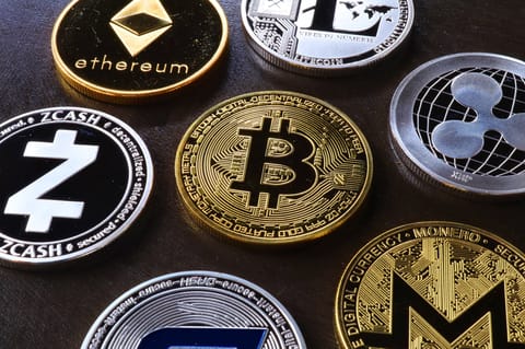 Sondaj: Aproape 50% dintre investitorii în criptomonede au făcut prima achiziție în 2021