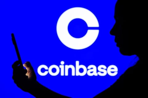 Coinbase comes out on Top after accusations from Binance CEO