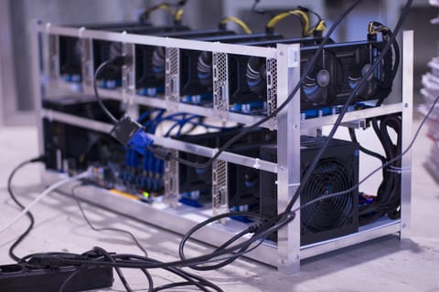 Unealta care „elimină” restricțiile la minarea de criptomonede cu unități GPU Nvidia e, de fapt, malware