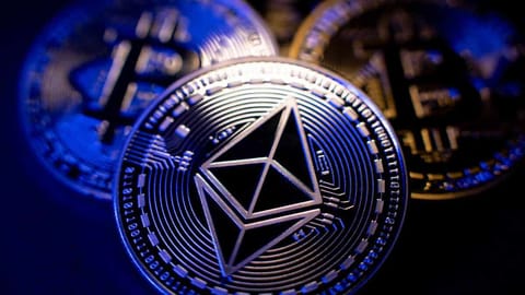 SEC va refuza aprobarea ETF-urilor Ethereum din SUA în luna mai, conform surselor
