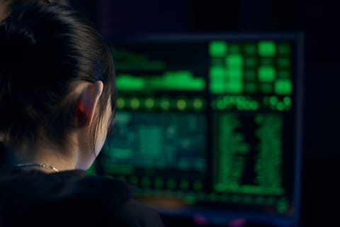 Cele mai bune criptomonede pentru cei preocupați de anonimitate și confidențialitate