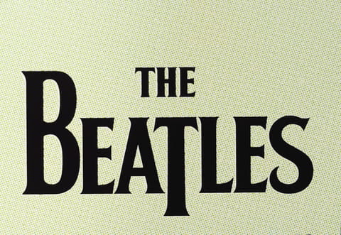 NFT: Obiecte unice ale trupei Beatles vor fi scoase la licitație sub formă de tokeni non-fungibili