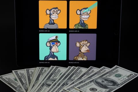NFT: Hackerii au spart contul de Instagram al Bored Ape Yacht Club și au furat tokenuri în valoare de 3 milioane de dolari