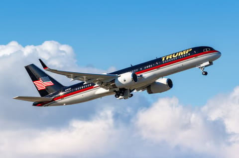 Proiectul de criptomonede susținut de Trump și-a lansat propriul token
