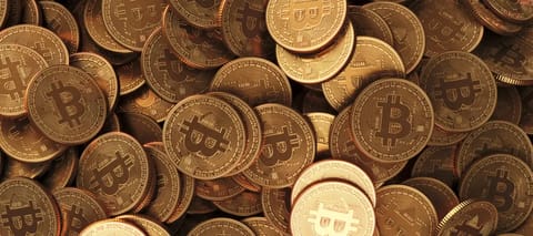 Bitcoin's February Track Record: 10 Gains, 2 Losses - Will 2025 Follow the Trend?