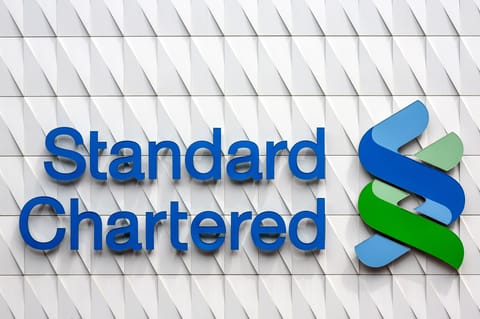 Standard Chartered ofrecerá servicios de custodia de Bitcoin y criptomonedas en la UE
