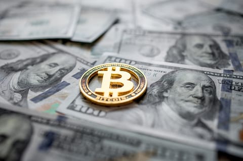 Standard Chartered: 3 catalyseurs pourraient faire monter le prix du Bitcoin à $500,000 d'ici 2028