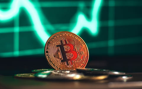 Bitcoin, impulsionat de declarația lui Trump despre crypto – BTC se îndreaptă spre un nou ATH