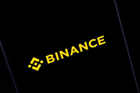 Les fondateurs de Binance, CZ et Yi He, clarifient la FUD de vente autour de l'échange