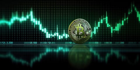 El precio de Bitcoin se disparó por encima de $83,000 desde la caída previa a $79,000, antes de los datos del IPC de hoy