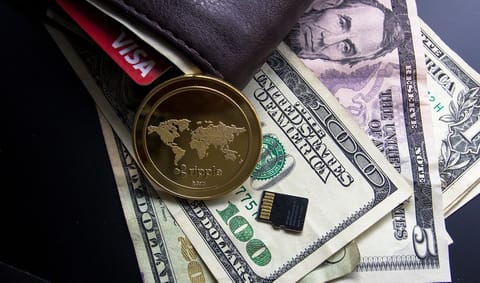 XRP, criptomoneda cea mai blamată din top 10, a depășit 1 dolar